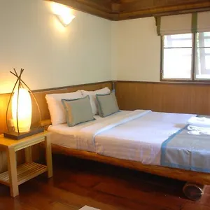 https://montalay-eco-cottage.tophotelskohtao.com